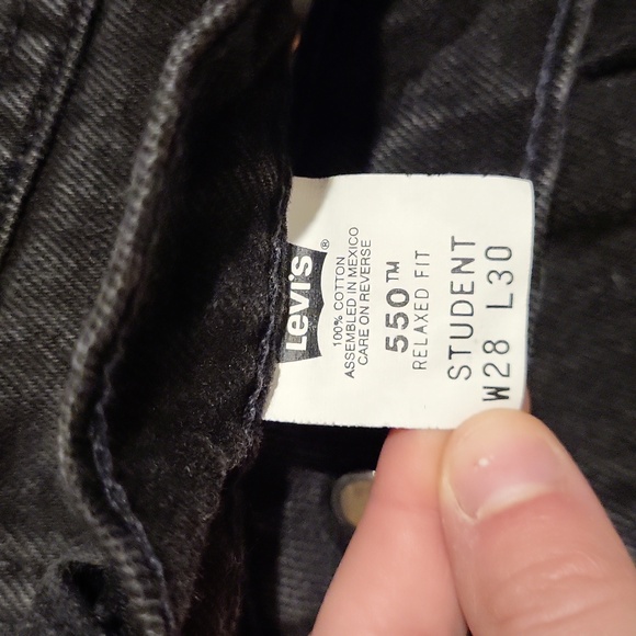 Black Levi Jeans(W28/L30) - Picture 4 of 5